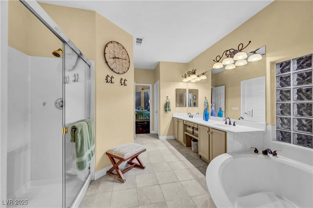 216 Chestnut Ridge, Henderson, NV 89012