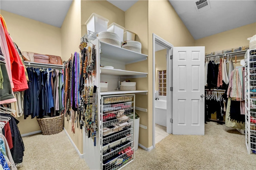 216 Chestnut Ridge, Henderson, NV 89012