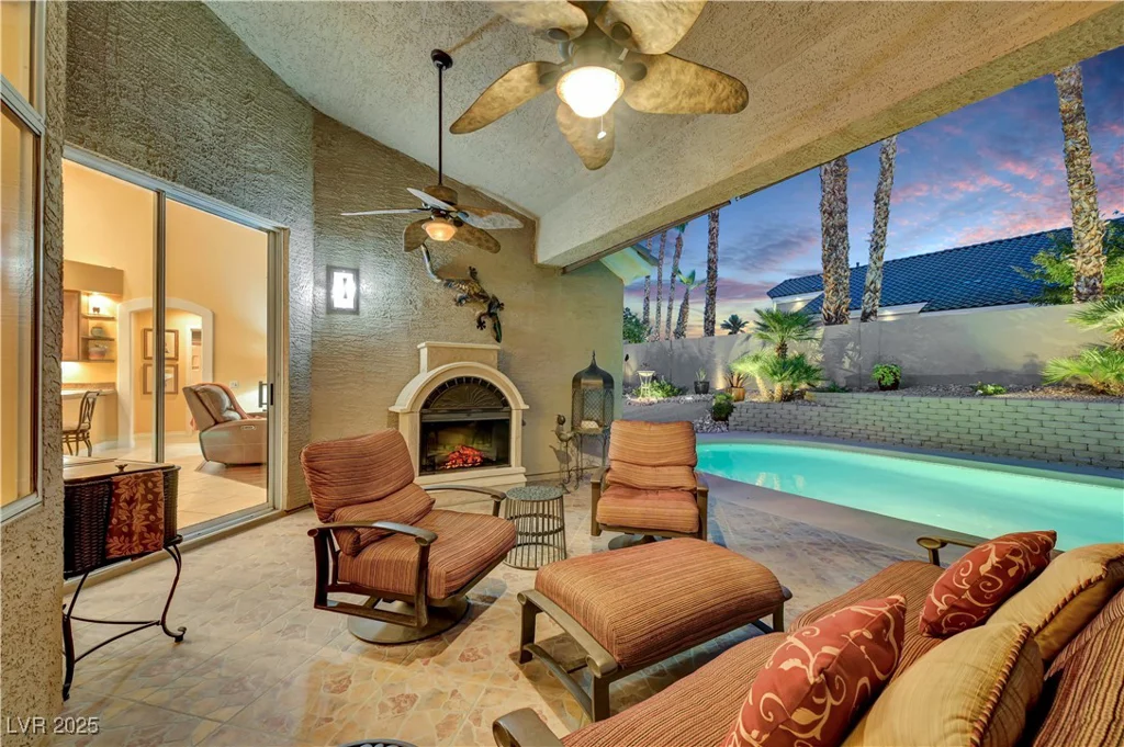 216 Chestnut Ridge, Henderson, NV 89012