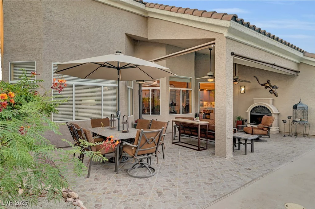 216 Chestnut Ridge, Henderson, NV 89012
