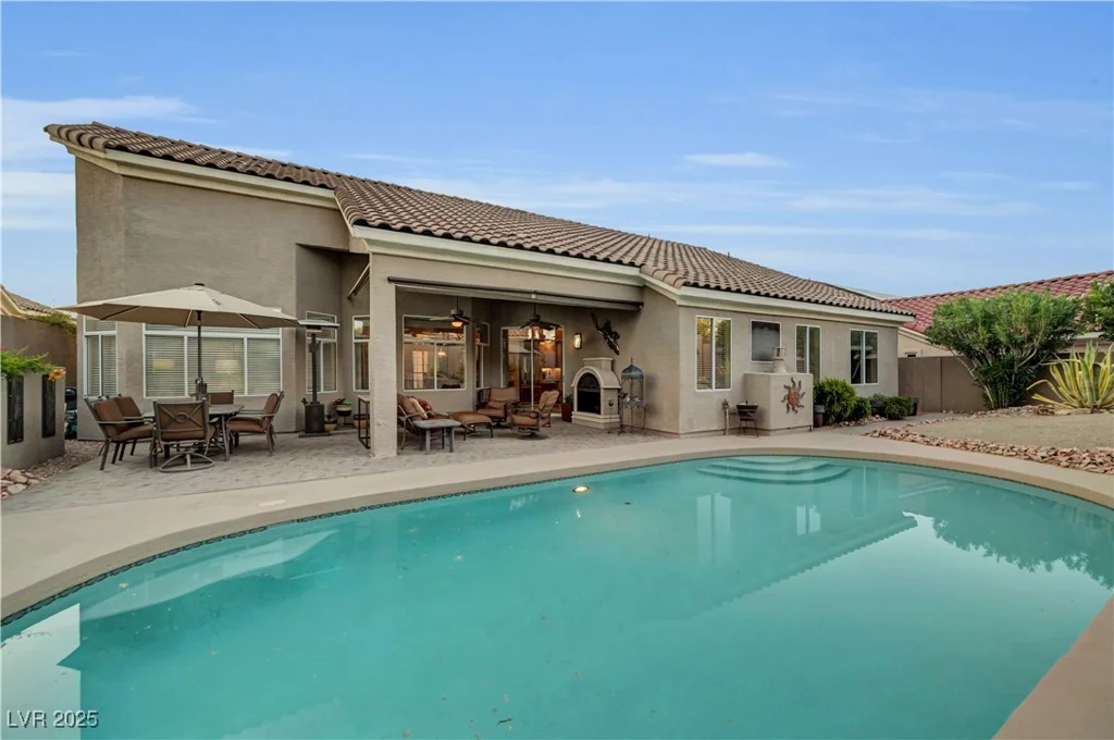 216 Chestnut Ridge, Henderson, NV 89012
