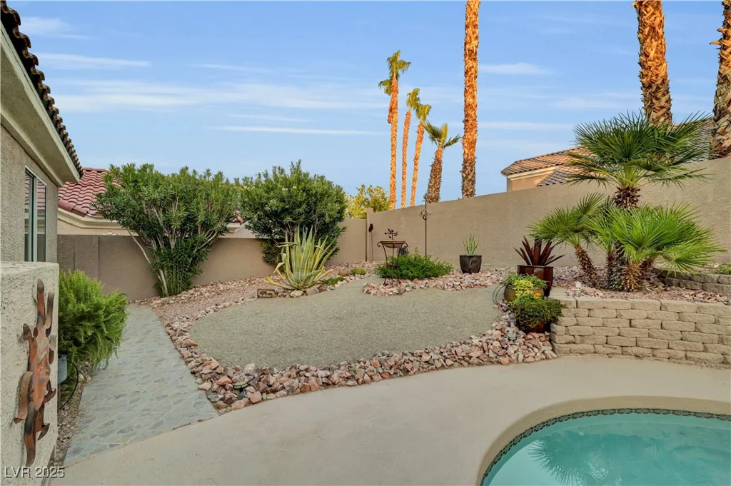 216 Chestnut Ridge, Henderson, NV 89012