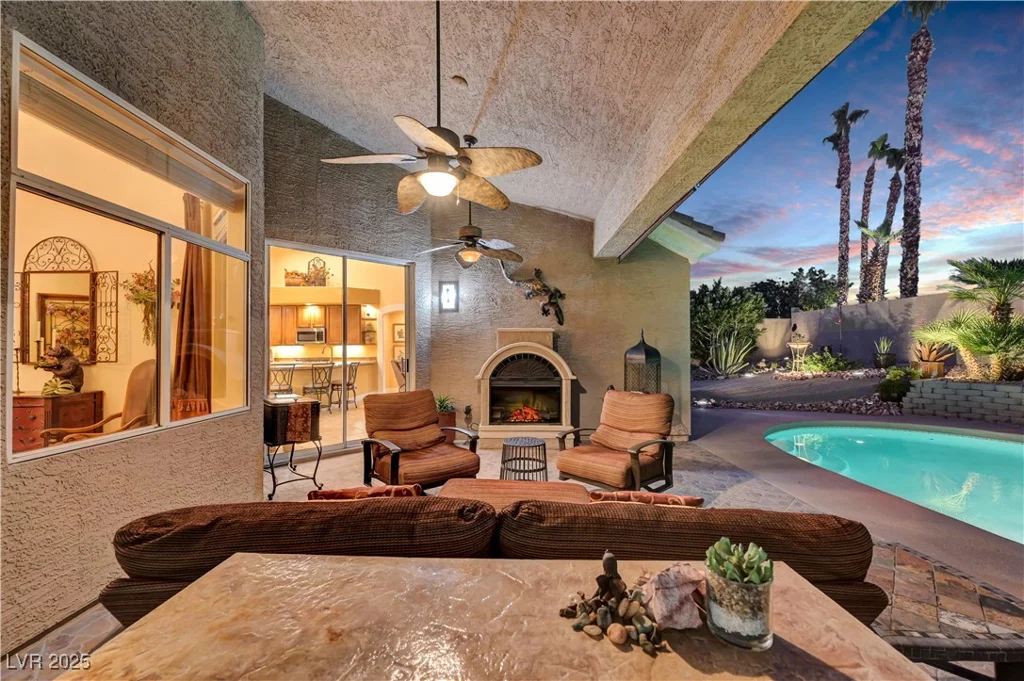 216 Chestnut Ridge, Henderson, NV 89012