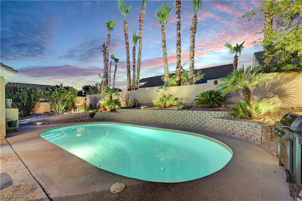 216 Chestnut Ridge, Henderson, NV 89012