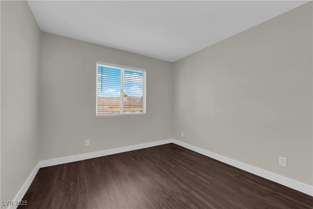 6920 White Lakes, Las Vegas, NV 89130