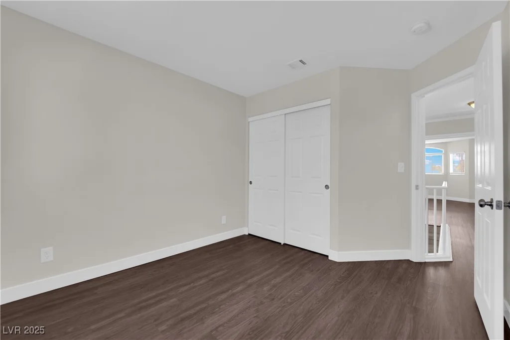 6920 White Lakes, Las Vegas, NV 89130