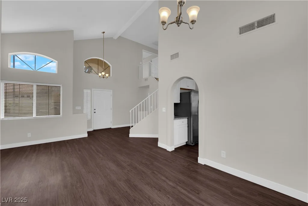 6920 White Lakes, Las Vegas, NV 89130