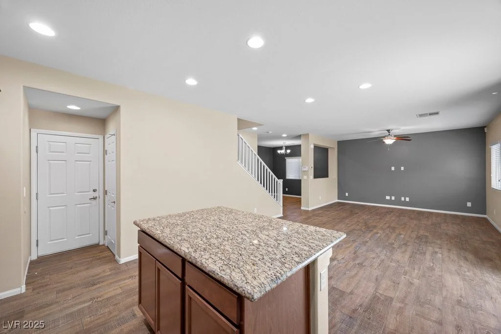 9127 Island Wolf, Las Vegas, NV 89149
