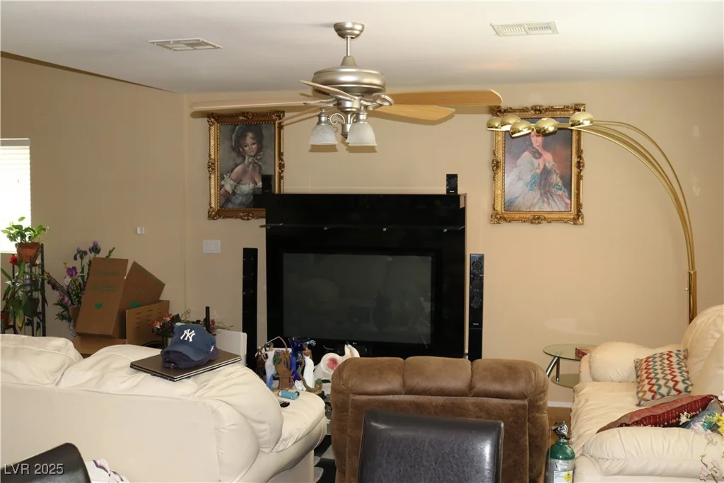 3237 Aiken, North Las Vegas, NV 89032