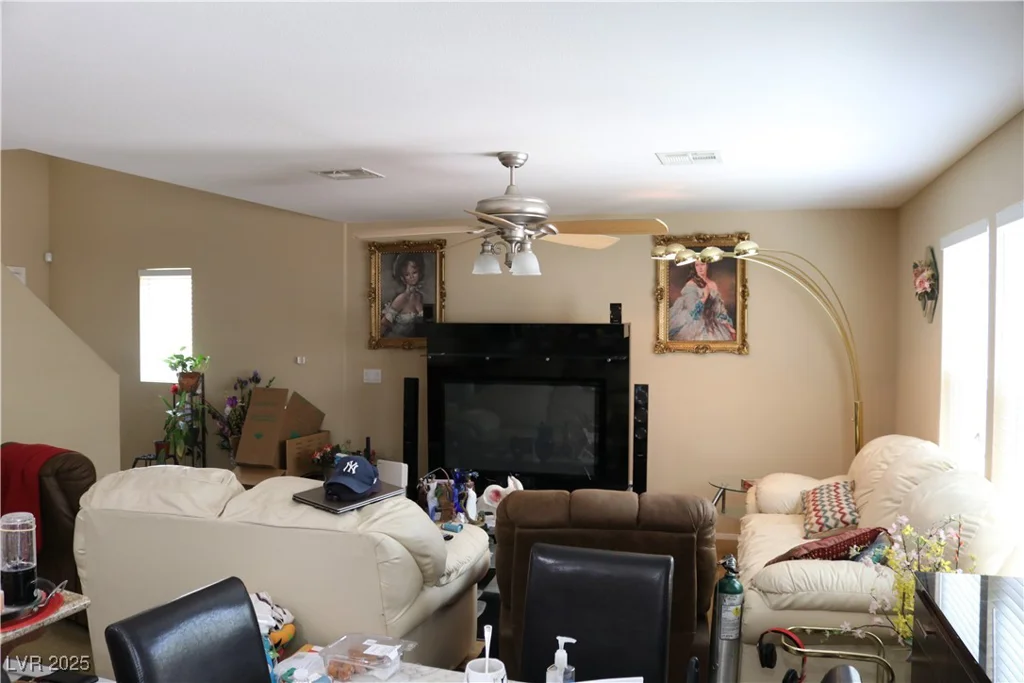 3237 Aiken, North Las Vegas, NV 89032