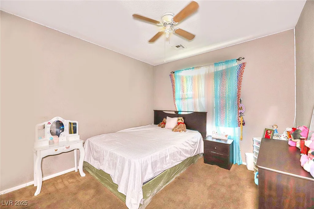 4145 Plumtree, Las Vegas, NV 89115