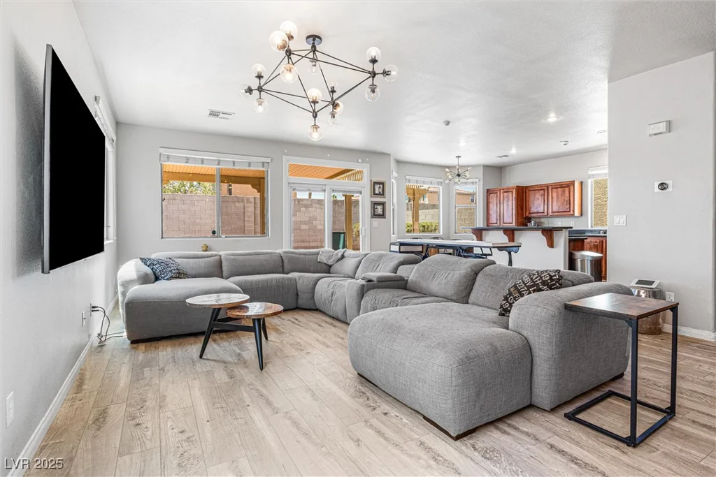 6841 Armistead, Las Vegas, NV 89149