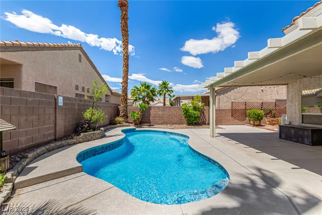 3533 Tuscany Village, Las Vegas, NV 89129