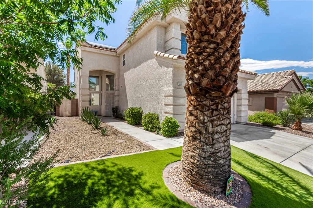 3533 Tuscany Village, Las Vegas, NV 89129