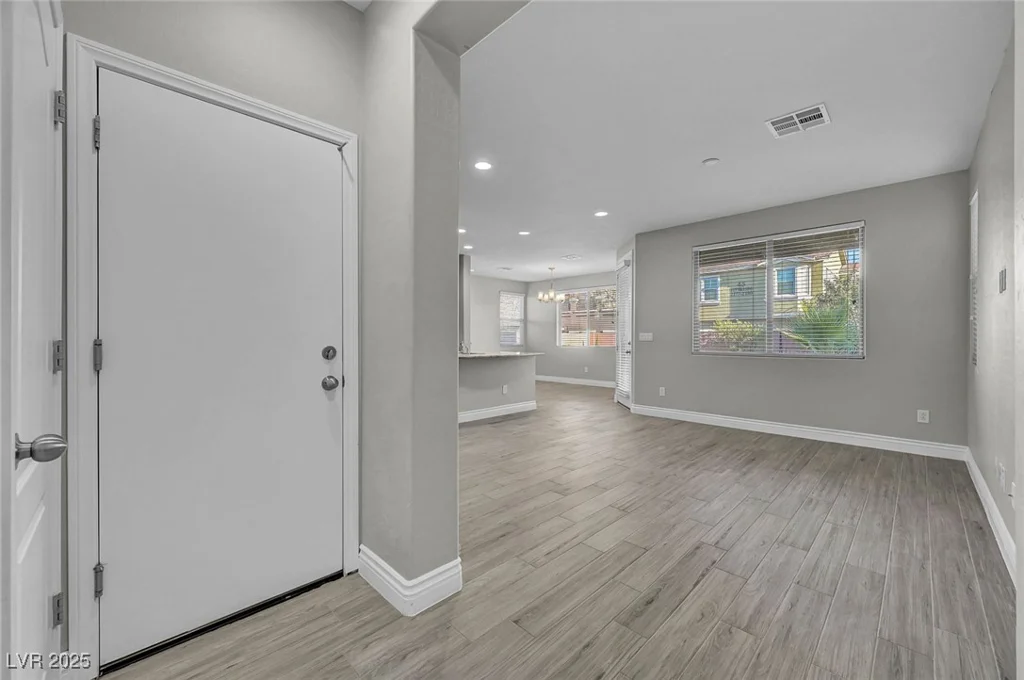 6373 Beavertail Pond, Las Vegas, NV 89122
