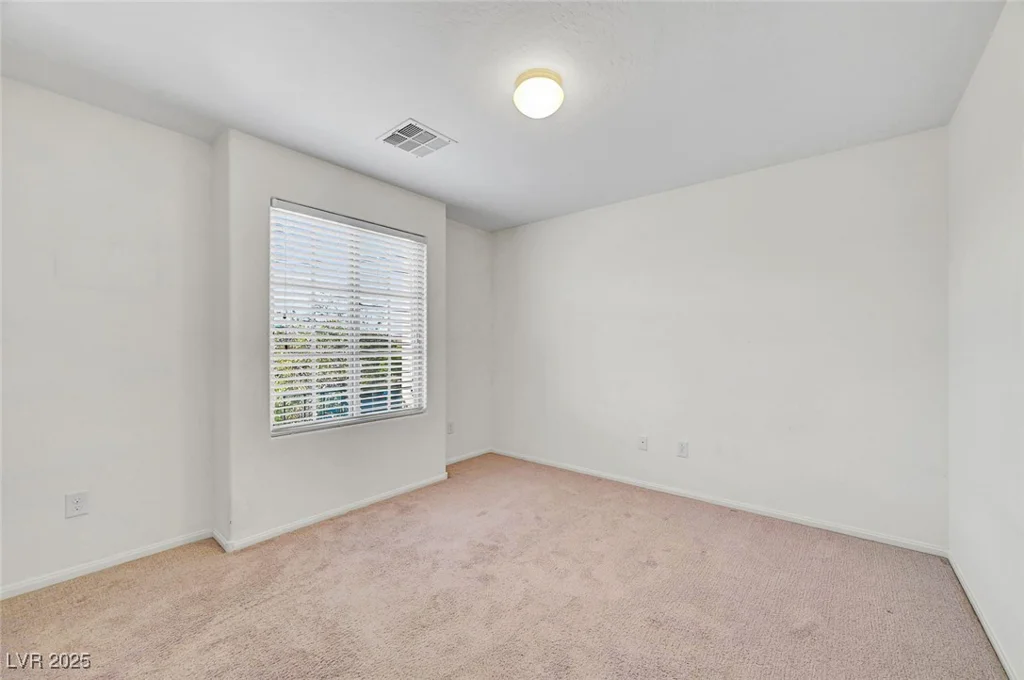 6373 Beavertail Pond, Las Vegas, NV 89122