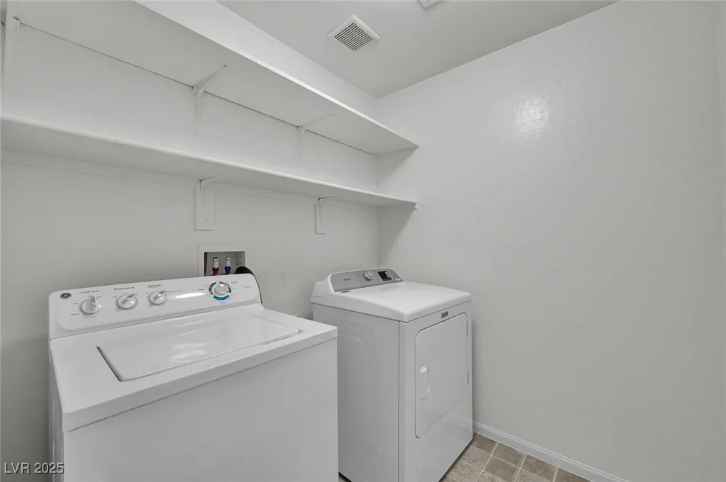 6373 Beavertail Pond, Las Vegas, NV 89122