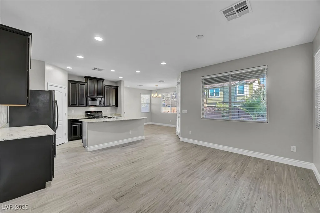 6373 Beavertail Pond, Las Vegas, NV 89122