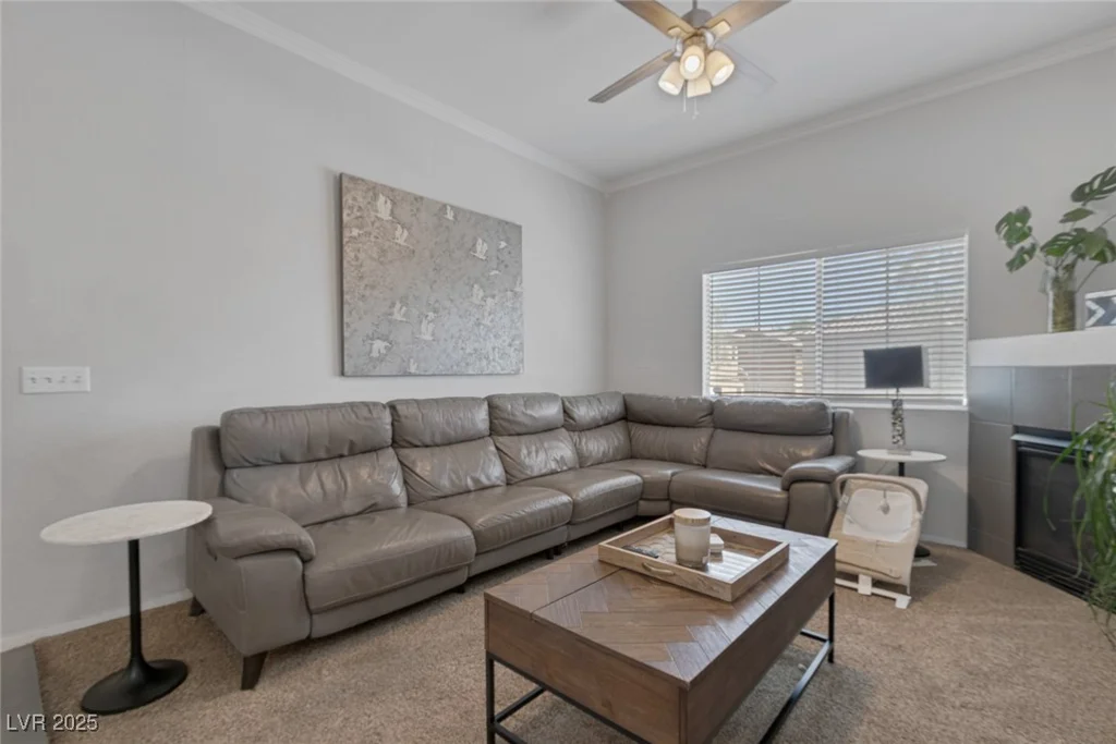 10245 Maryland, Las Vegas, NV 89183