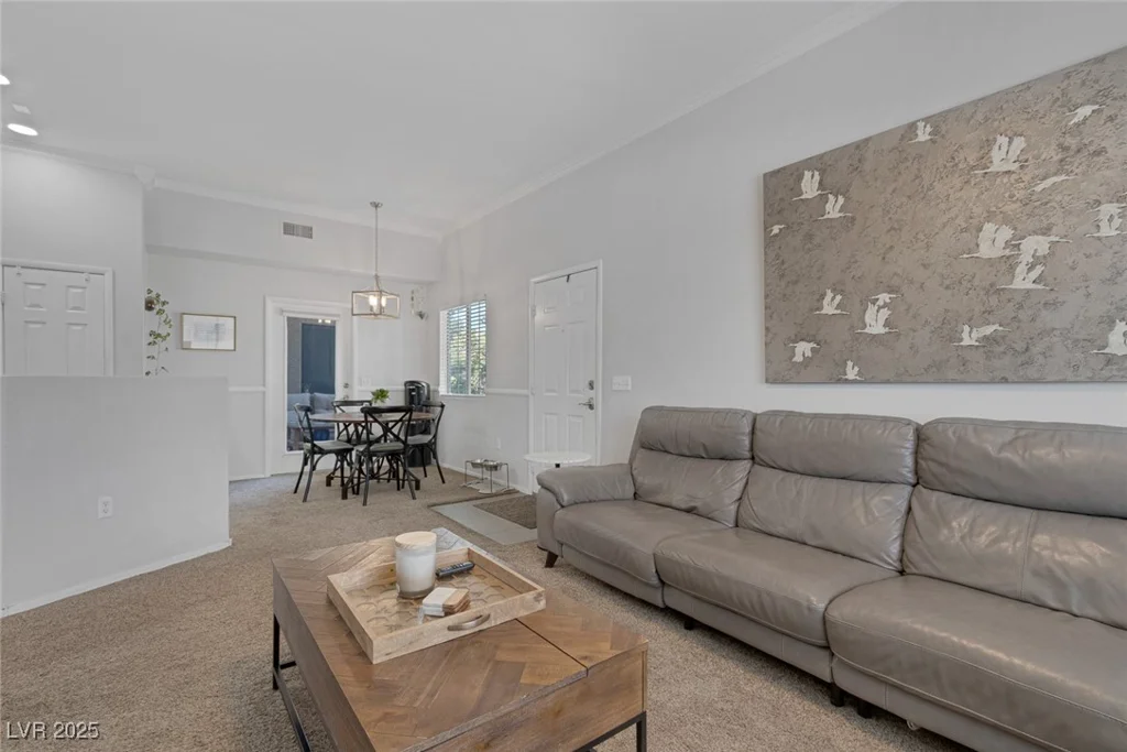 10245 Maryland, Las Vegas, NV 89183