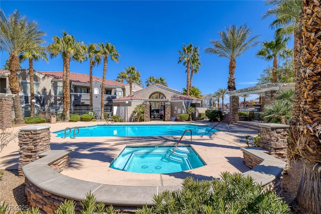 10245 Maryland, Las Vegas, NV 89183