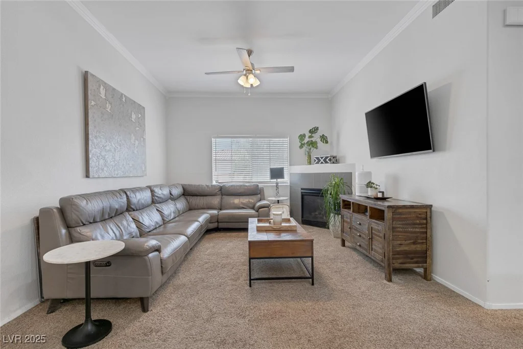 10245 Maryland, Las Vegas, NV 89183