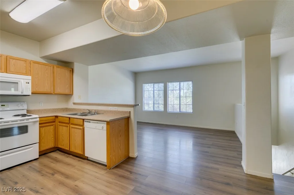 2030 Rancho Lake, Las Vegas, NV 89108