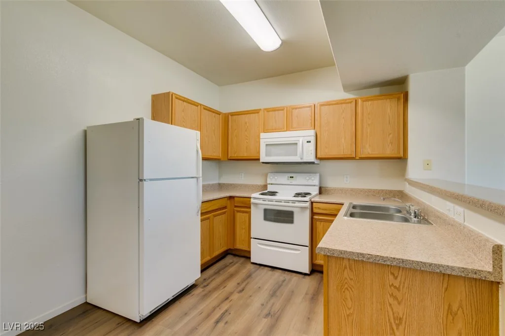 2030 Rancho Lake, Las Vegas, NV 89108