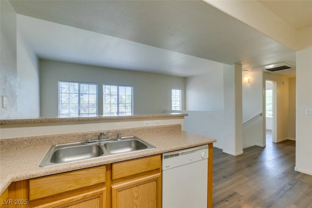 2030 Rancho Lake, Las Vegas, NV 89108