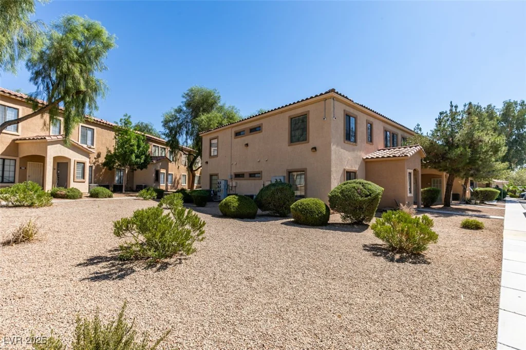 2030 Rancho Lake, Las Vegas, NV 89108