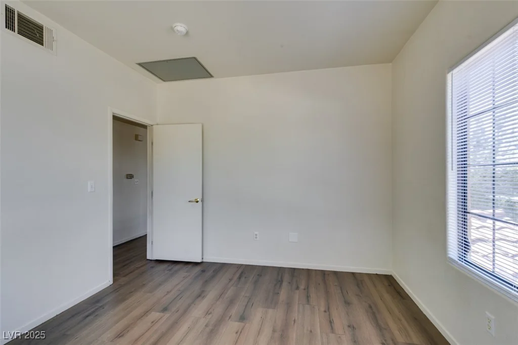2030 Rancho Lake, Las Vegas, NV 89108
