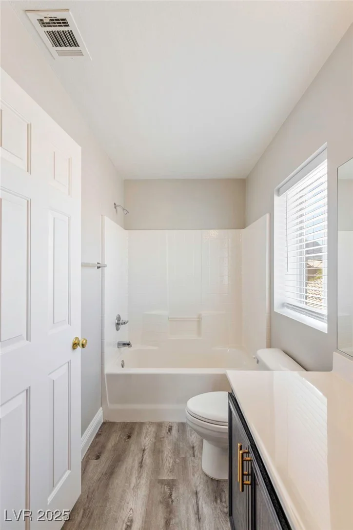 1172 Pale Sunset, Las Vegas, NV 89110