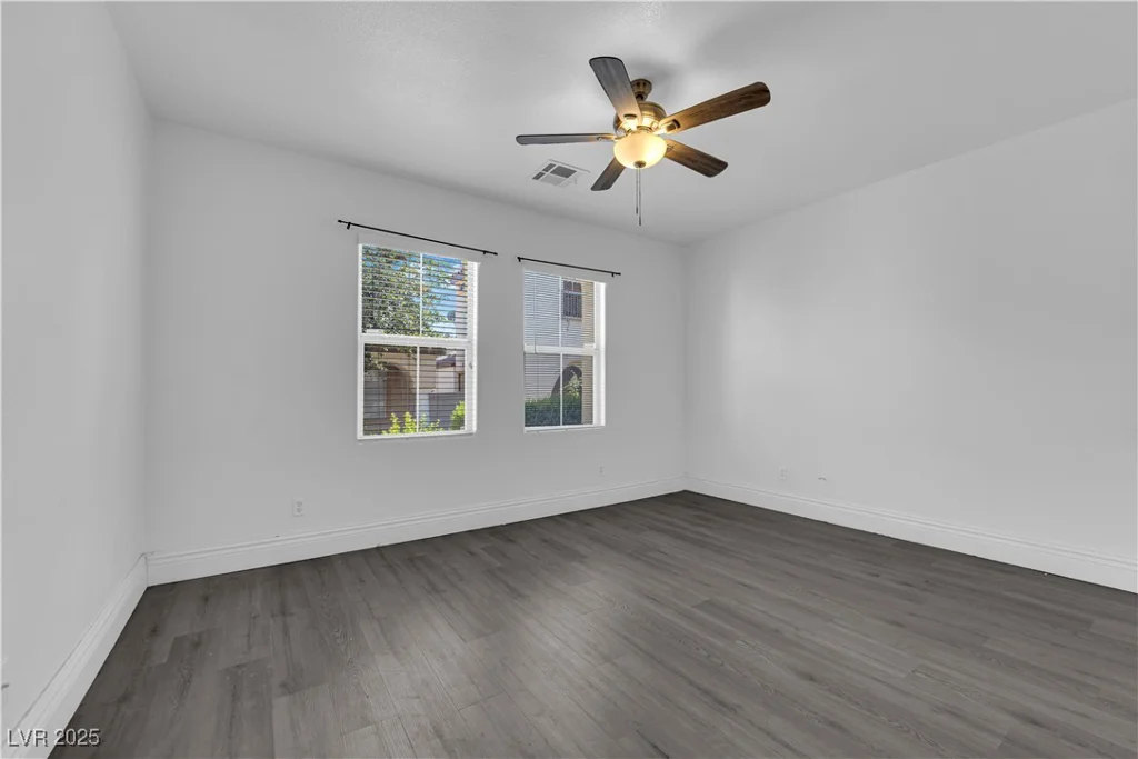 8521 Lawsonia, Las Vegas, NV 89149