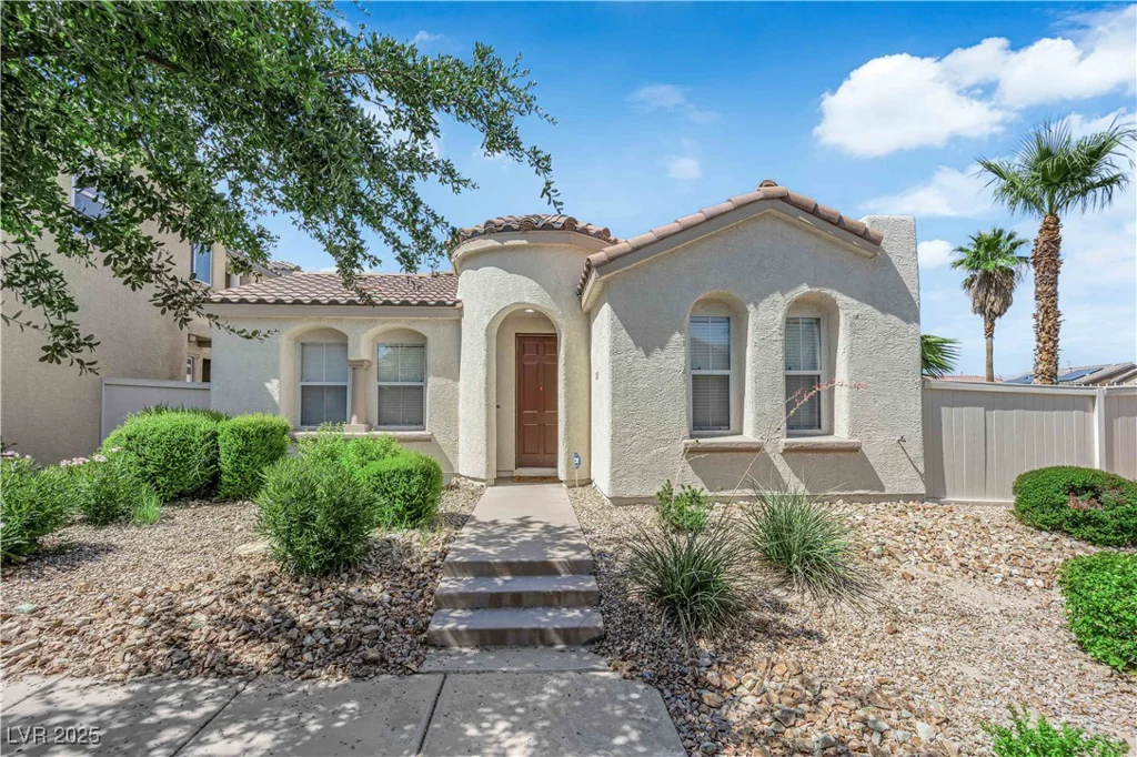 8521 Lawsonia, Las Vegas, NV 89149