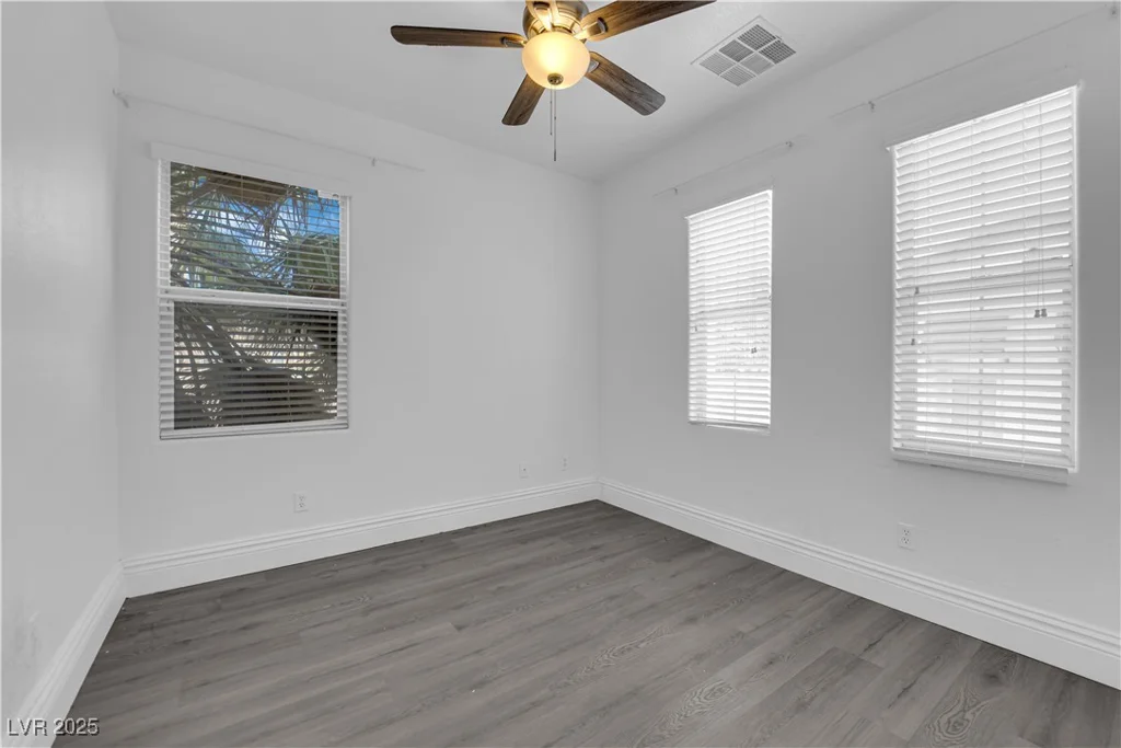 8521 Lawsonia, Las Vegas, NV 89149