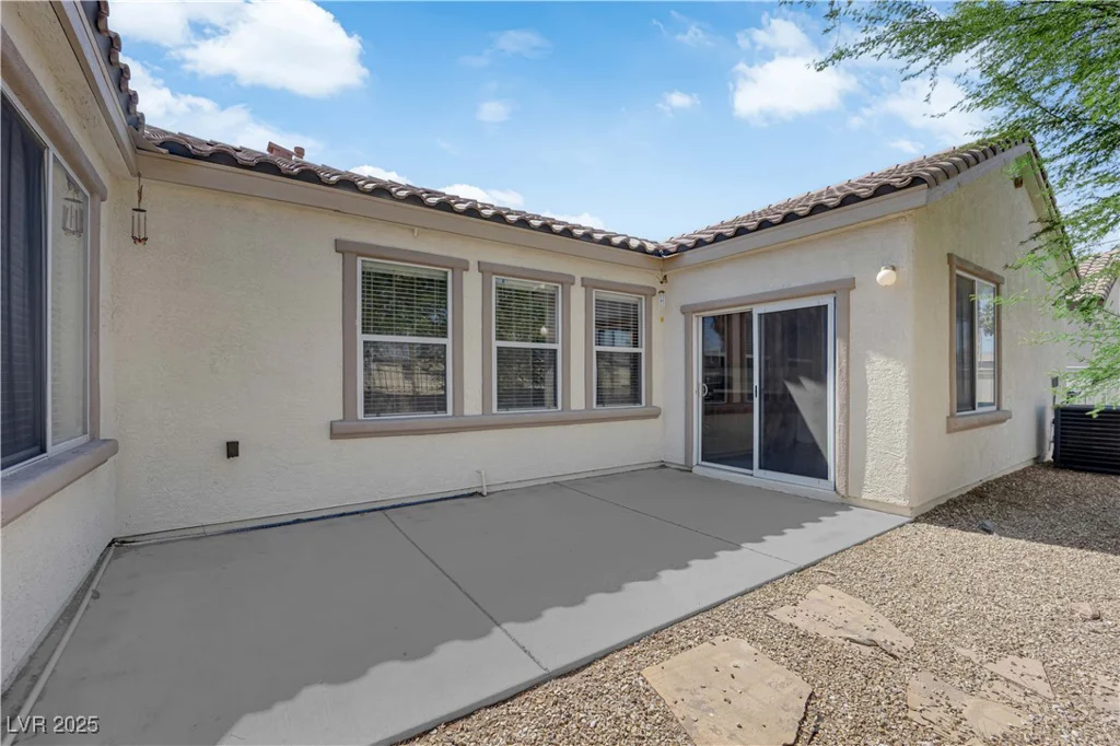 8521 Lawsonia, Las Vegas, NV 89149