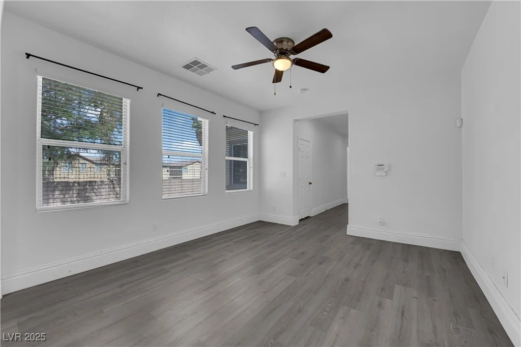 8521 Lawsonia, Las Vegas, NV 89149