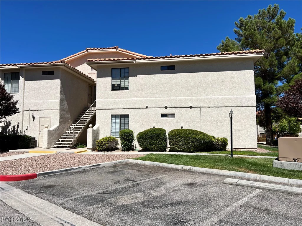 2627 Durango, Las Vegas, NV 89117