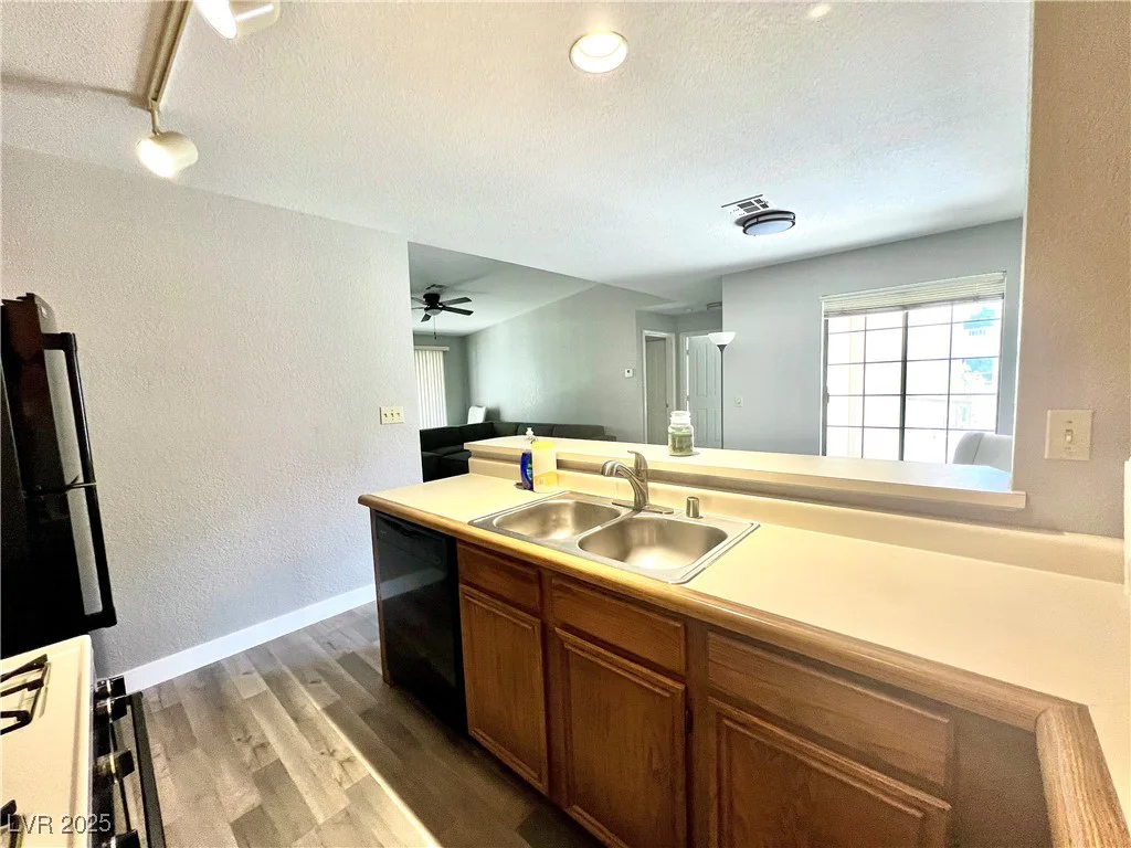 2627 Durango, Las Vegas, NV 89117