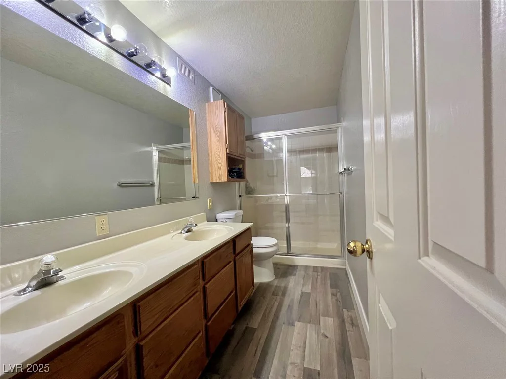 2627 Durango, Las Vegas, NV 89117