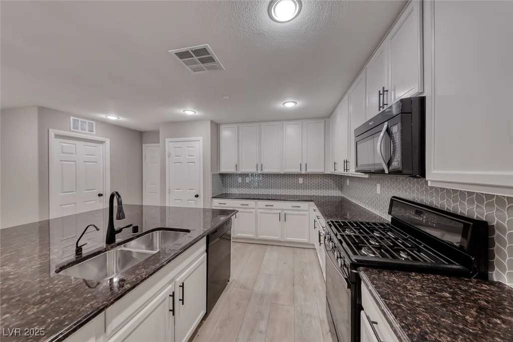 2337 Via Barranca, Henderson, NV 89044