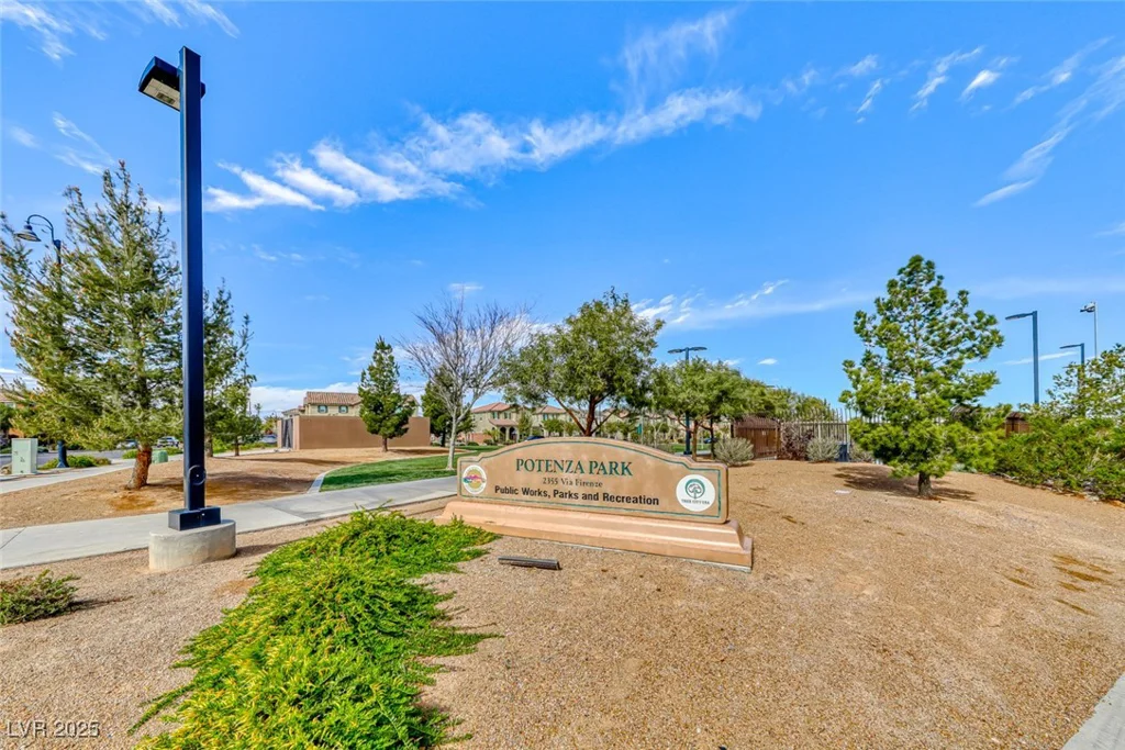 2337 Via Barranca, Henderson, NV 89044