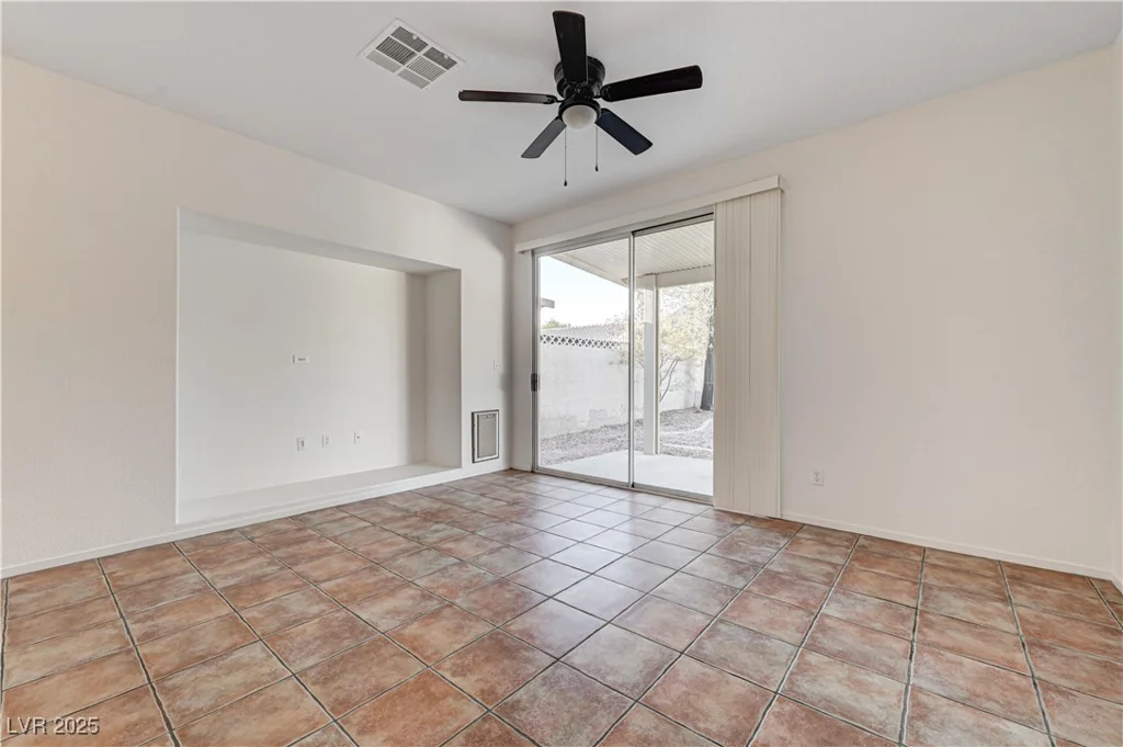 10612 Primrose Arbor, Las Vegas, NV 89144