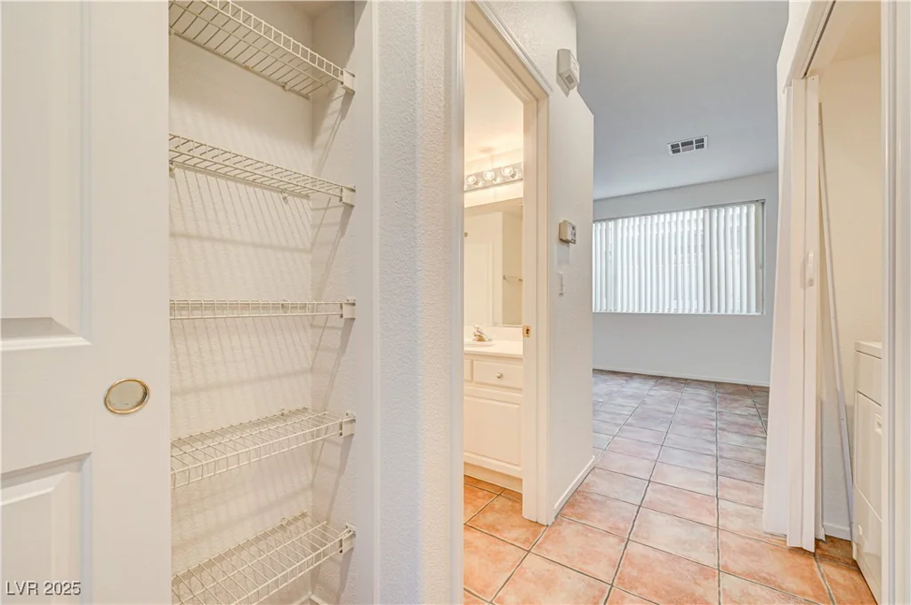 10612 Primrose Arbor, Las Vegas, NV 89144