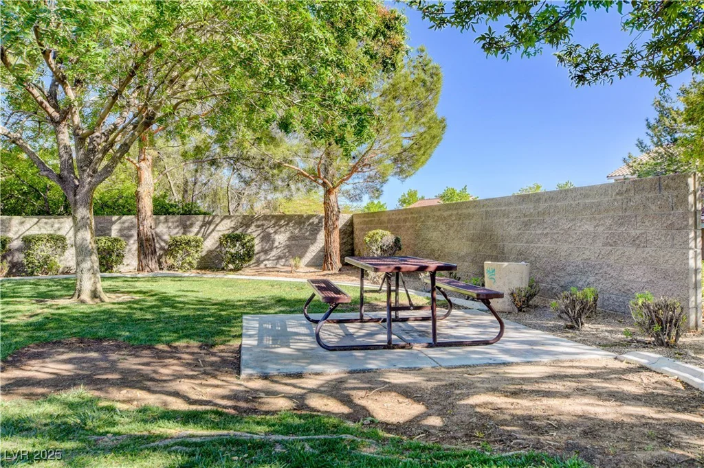 10612 Primrose Arbor, Las Vegas, NV 89144