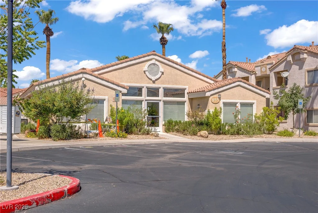 855 Stephanie, Henderson, NV 89014