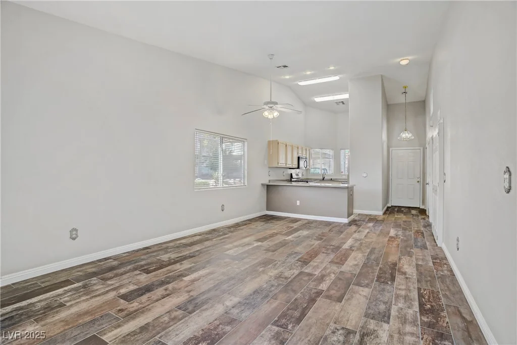 855 Stephanie, Henderson, NV 89014