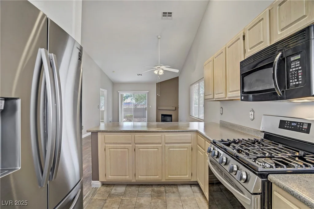 855 Stephanie, Henderson, NV 89014