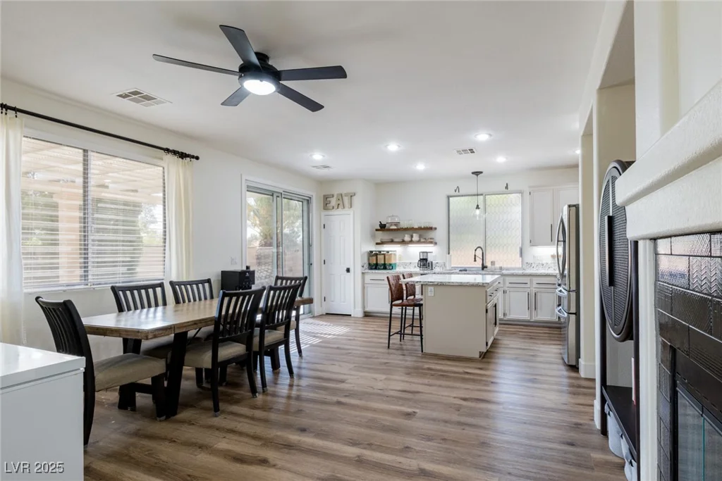 2756 Chaucer, Las Vegas, NV 89135