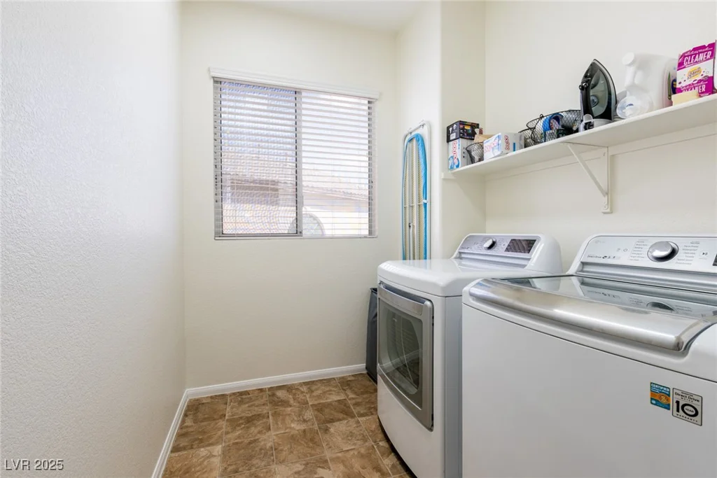 2756 Chaucer, Las Vegas, NV 89135